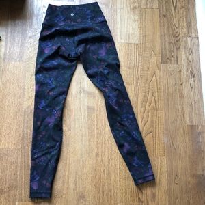 LULULEMON LEGGINGS